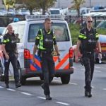 politie inzet met vesten-240