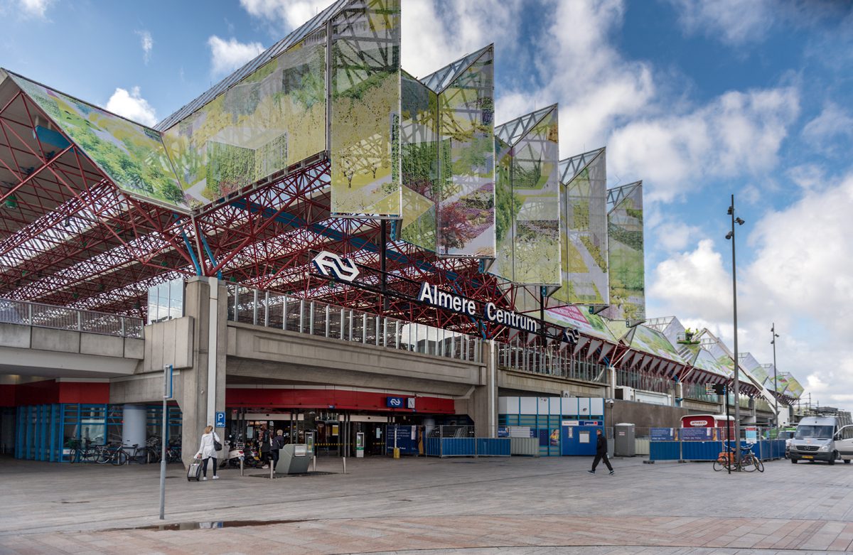 station centrum grote plein zijde