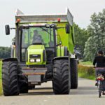 Scan via Jan Westera. Landbouwverkeer